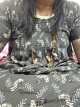 gaurika18 online show from October 27, 2025, 10:47 pm