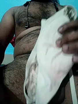 Newalcock online show from October 13, 2025, 3:34 pm