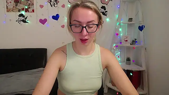 Snapshot of VasilisaSii chatting on January 17, 2025, 9:17 am VasilisaSii online show from January 17, 2025, 9:17 am