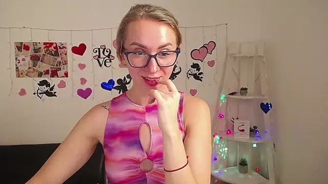 Snapshot of VasilisaSii chatting on January 20, 2025, 12:28 pm VasilisaSii online show from January 20, 2025, 12:28 pm