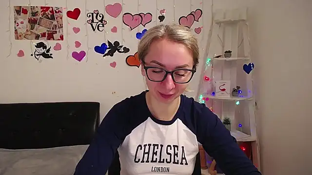 Snapshot of VasilisaSii chatting on January 22, 2025, 6:10 am VasilisaSii online show from January 22, 2025, 6:10 am