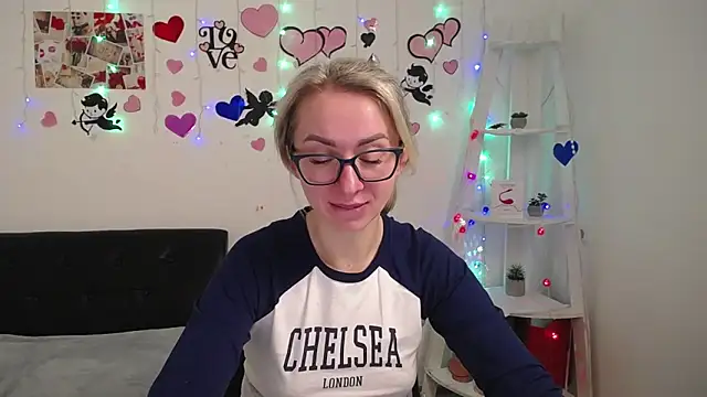 Snapshot of VasilisaSii chatting on January 22, 2025, 9:13 am VasilisaSii online show from January 22, 2025, 9:13 am