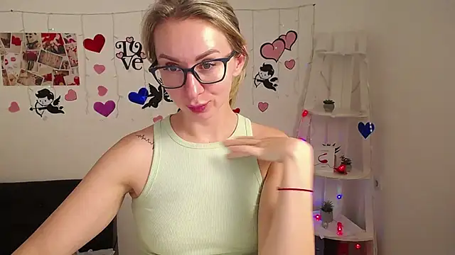 Snapshot of VasilisaSii chatting on January 24, 2025, 3:34 pm VasilisaSii online show from January 24, 2025, 3:34 pm