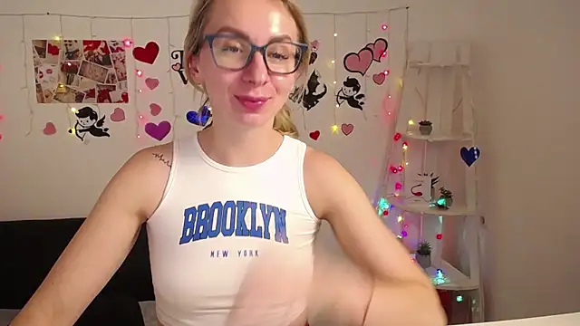 Snapshot of VasilisaSii chatting on January 27, 2025, 12:26 pm VasilisaSii online show from January 27, 2025, 12:26 pm