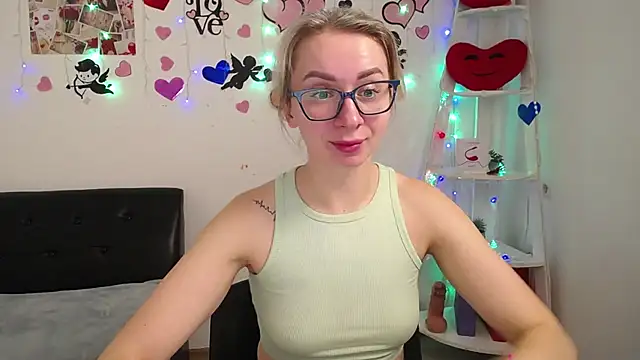 Snapshot of VasilisaSii chatting on February 3, 2025, 6:24 am VasilisaSii online show from February 3, 2025, 6:24 am