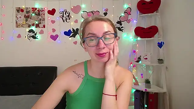 Snapshot of VasilisaSii chatting on March 14, 2025, 6:10 am VasilisaSii online show from March 14, 2025, 6:10 am