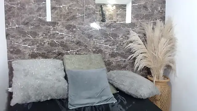 JESSYCHERNOBIL online show from November 7, 2025, 3:45 pm