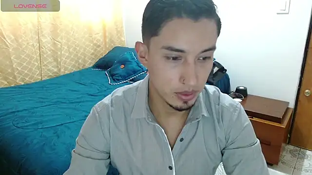 Snapshot of Davixx258 chatting on February 16, 2026, 10:28 pm Davixx258 online show from February 16, 2026, 10:28 pm