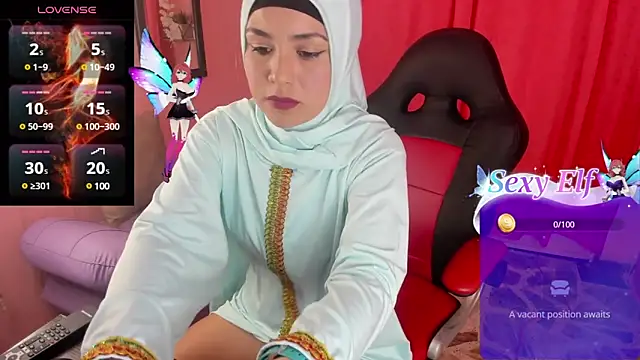 Snapshot of AliaAsad chatting on March 12, 2025, 12:26 pm AliaAsad online show from March 12, 2025, 12:26 pm