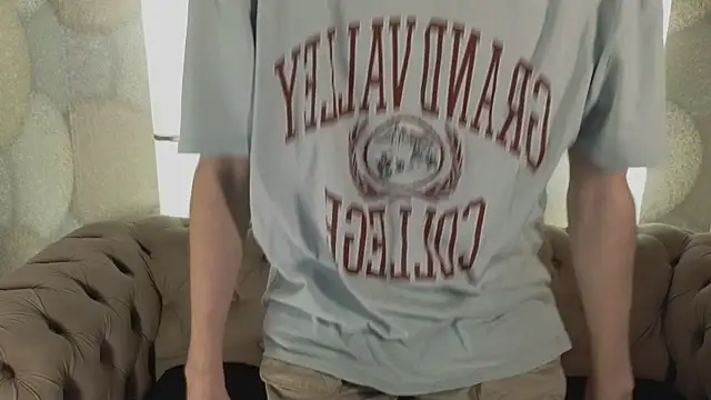 Snapshot of TommieH chatting on January 29, 2025, 5:40 am TommieH online show from January 29, 2025, 5:40 am