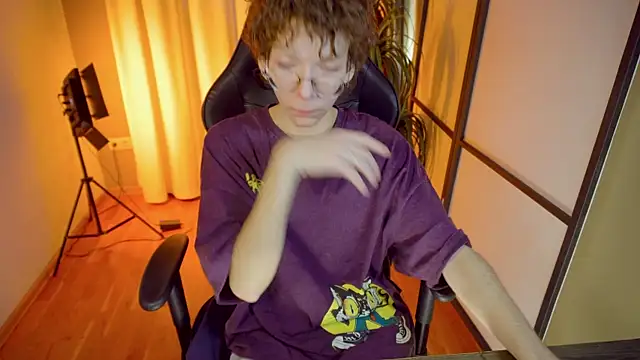 Snapshot of TommieH chatting on February 14, 2025, 5:19 am TommieH online show from February 14, 2025, 5:19 am