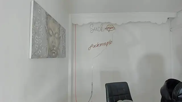 Snapshot of Keila_Mendoza chatting on June 30, 2026, 9:38 pm Keila Mendoza online show from June 30, 2026, 9:38 pm