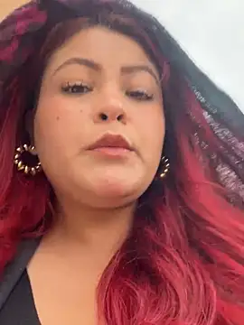 lia moon77 online show from December 4, 2025, 6:38 pm