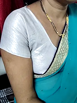 anuradha1432 online show from November 20, 2025, 8:47 am