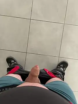 Snapshot of lescoquin2215 chatting on December 5, 2025, 11:30 am lescoquin2215 online show from December 5, 2025, 11:30 am