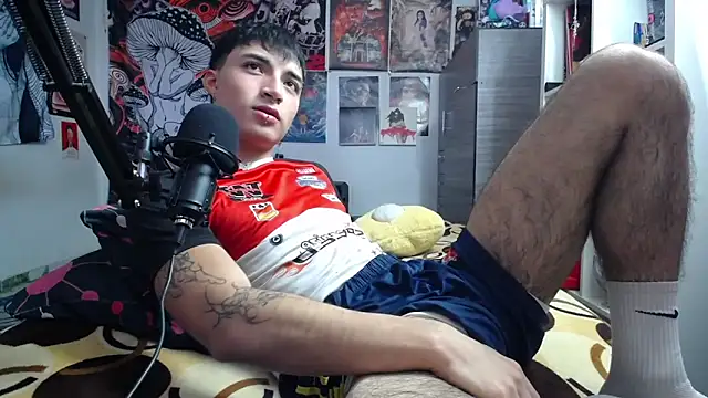 dylan fun18 online show from April 4, 2026, 9:12 pm