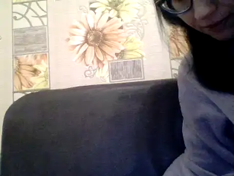 CharmingCat321 online show from January 12, 2025, 3:17 am