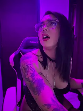 Snapshot of camianddanna chatting on February 7, 2026, 1:20 am camianddanna online show from February 7, 2026, 1:20 am