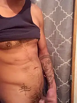 LargeDominoes online show from April 2, 2026, 7:55 pm