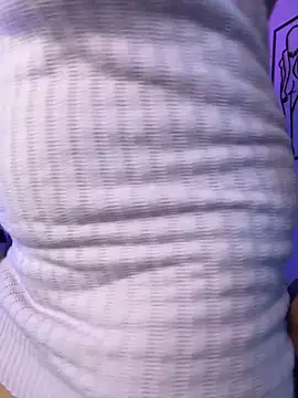 ashlyrey-1 online show from April 14, 2026, 10:05 pm