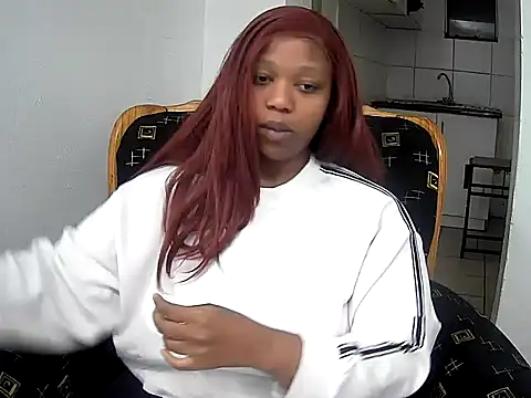 GoldenPussyXOXO online show from February 14, 2026, 5:10 pm