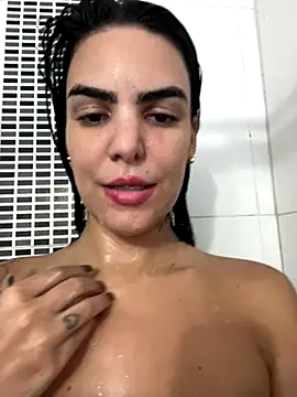 Snapshot of MARYADSUARD chatting on October 19, 2025, 10:21 pm MARYADSUARD online show from October 19, 2025, 10:21 pm