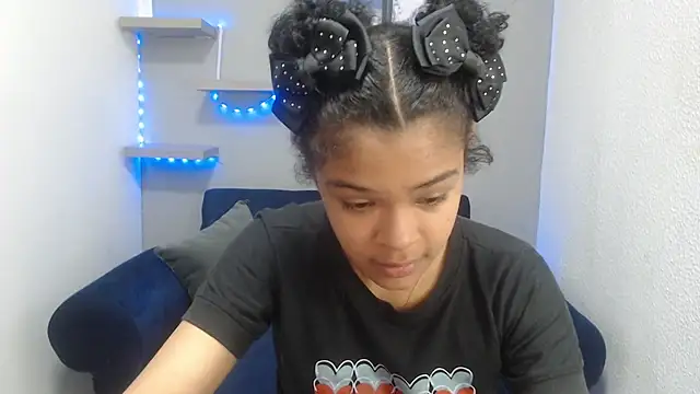Snapshot of vainillaplaypussy chatting on September 11, 2025, 12:27 pm vainillaplaypussy online show from September 11, 2025, 12:27 pm