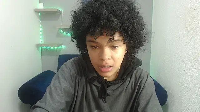 vainillaplaypussy online show from October 14, 2025, 12:28 pm