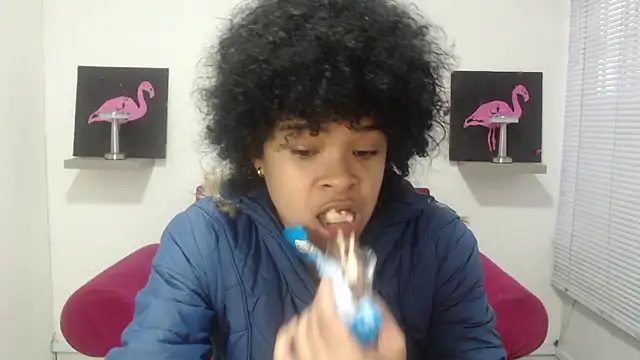 vainillaplaypussy online show from October 24, 2025, 3:19 pm