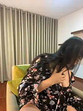 Snapshot of Alice_Biel chatting on December 26, 2024, 3:38 am Alice Biel online show from December 26, 2024, 3:38 am