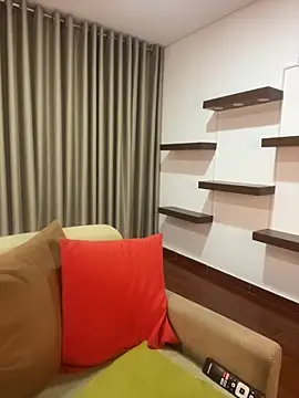 Snapshot of Alice_Biel chatting on February 14, 2025, 1:02 am Alice Biel online show from February 14, 2025, 1:02 am