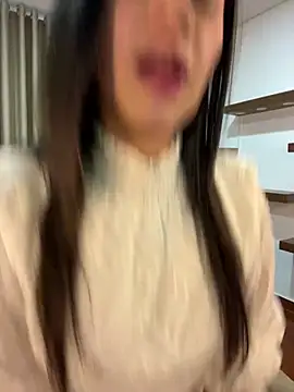 Snapshot of Alice_Biel chatting on February 25, 2025, 9:46 pm Alice Biel online show from February 25, 2025, 9:46 pm