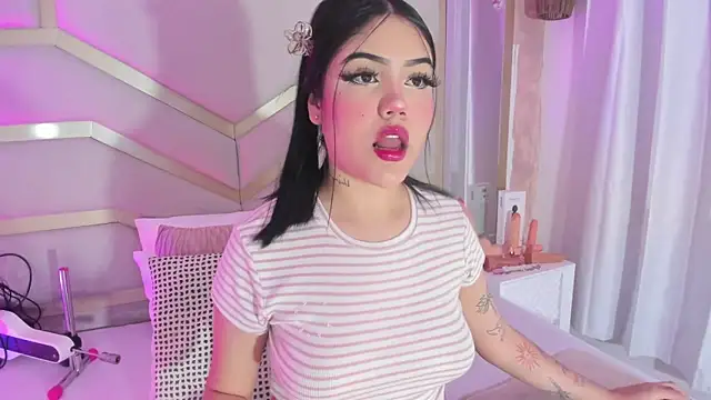 dollsweety online show from October 1, 2025, 8:48 pm