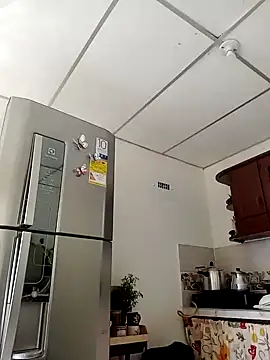 karlabarrera online show from March 12, 2025, 9:24 pm