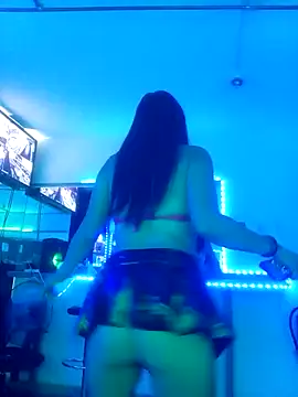 bbferlinaa online show from February 13, 2026, 5:53 pm