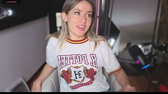 sexfire lalita online show from December 17, 2025, 8:48 pm