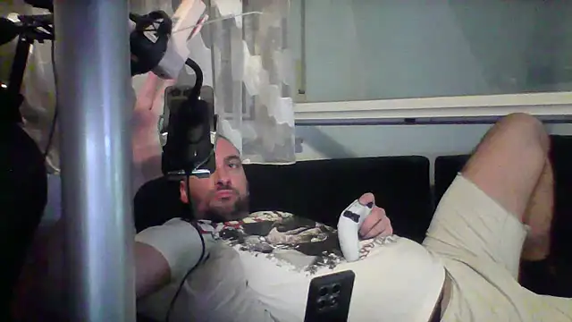 NewyorkDimi online show from July 8, 2026, 1:43 am