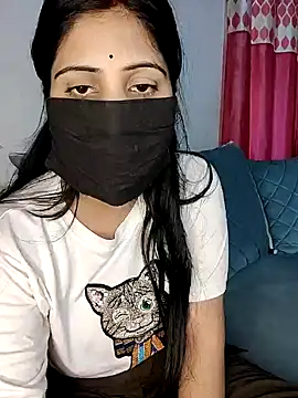 Snapshot of Kritika_Hotty chatting on February 14, 2025, 10:07 am Kritika Hotty online show from February 14, 2025, 10:07 am