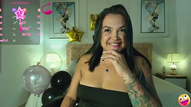 Snapshot of lyn_adamns chatting on December 3, 2024, 8:28 pm lyn adamns online show from December 3, 2024, 8:28 pm