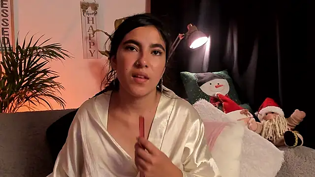 Snapshot of Serenity_Day chatting on December 11, 2024, 2:09 am Serenity Day online show from December 11, 2024, 2:09 am