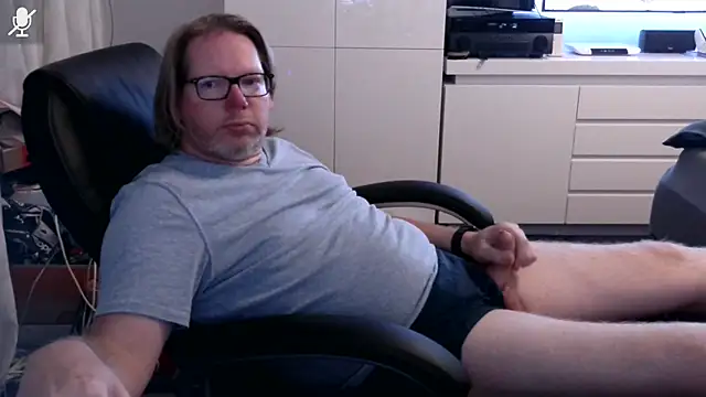 VSteph online show from September 19, 2025, 12:34 am