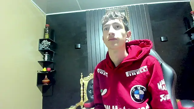 Erik Osorio online show from January 13, 2025, 4:41 pm