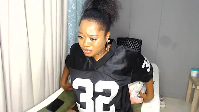 Snapshot of Sexyboobs330 chatting on February 20, 2025, 4:46 pm Sexyboobs330 online show from February 20, 2025, 4:46 pm