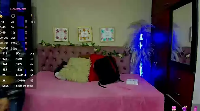 Lia Keen online show from December 24, 2024, 8:16 pm