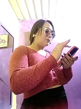 Snapshot of ambar_07 chatting on March 10, 2025, 9:51 pm ambar 07 online show from March 10, 2025, 9:51 pm