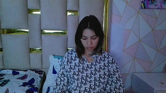 nina carther online show from December 20, 2025, 11:06 am