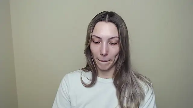 Snapshot of VanessaMay_ chatting on February 11, 2026, 4:45 pm VanessaMay online show from February 11, 2026, 4:45 pm