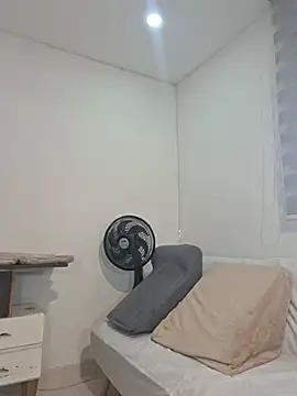 Anal Luucia online show from June 24, 2026, 12:37 pm