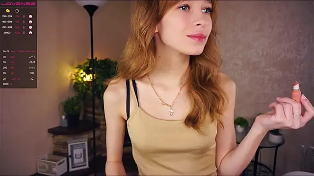 Snapshot of LynetBurby chatting on March 14, 2025, 7:15 am LynetBurby online show from March 14, 2025, 7:15 am