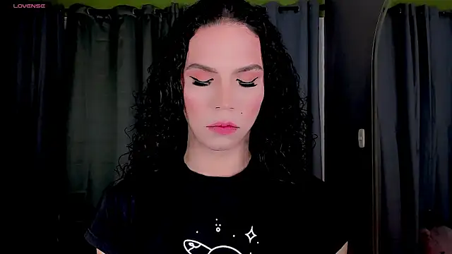 gatitavenecis online show from February 11, 2025, 9:46 pm